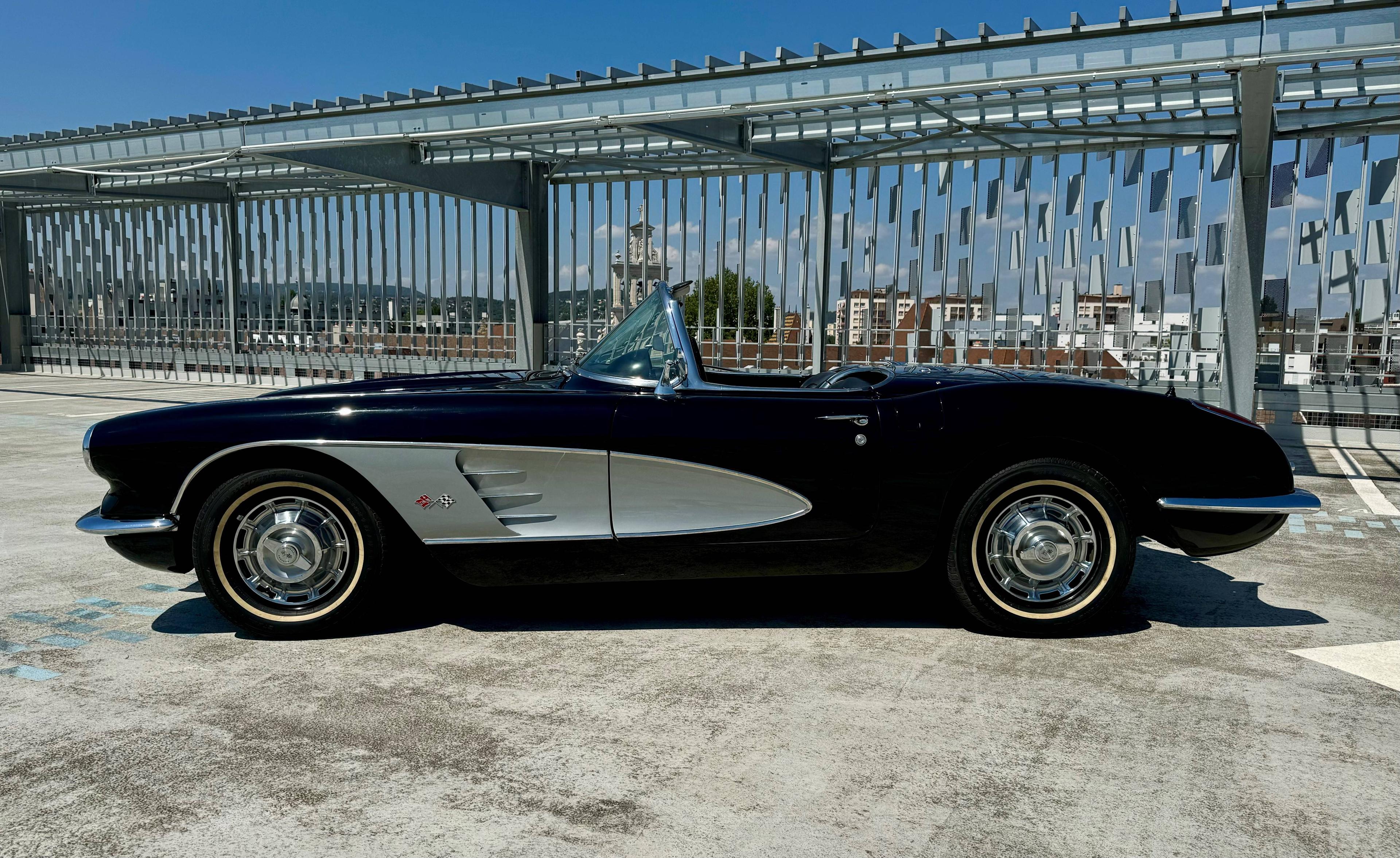 CHEVROLET CORVETTE